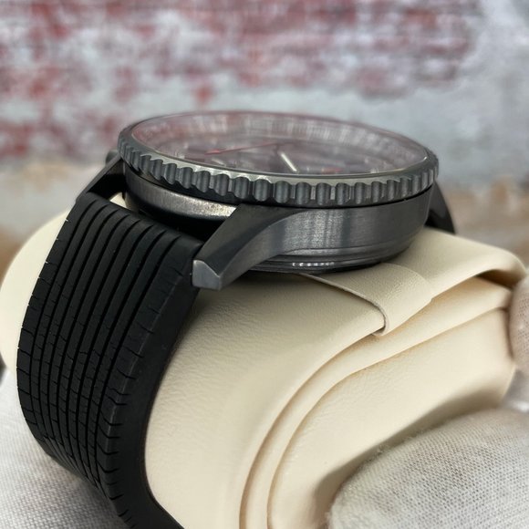 Breitling Navitimer Chronograph B01 Limited Edition Black Steel - 46mm – MB0128 - Picture 11 of 16